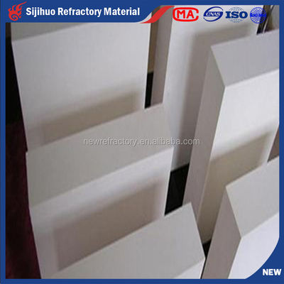 Fabricação de placas de fibras cerâmicas de isolamento térmico com teor de SiC de 1,2-1,4%